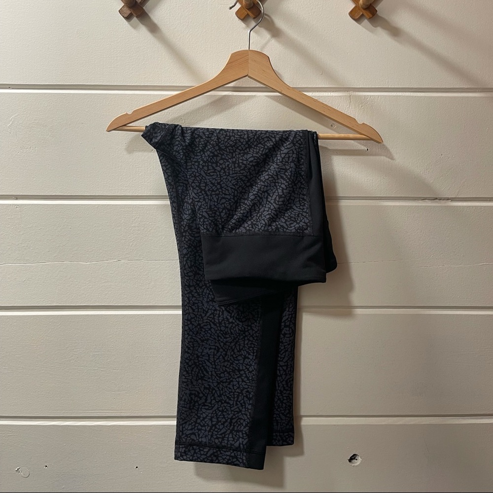 Under Armour 3/4 Length Leggings
